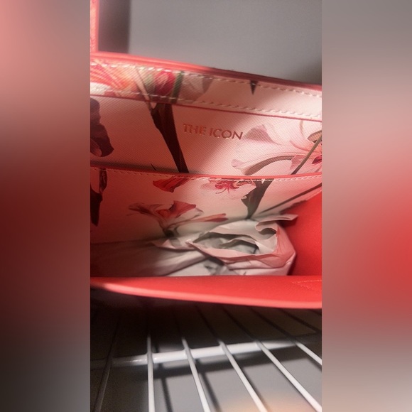 Ted Baker Floral White and Pink Tote Bag- The Icon - Picture 4 of 4